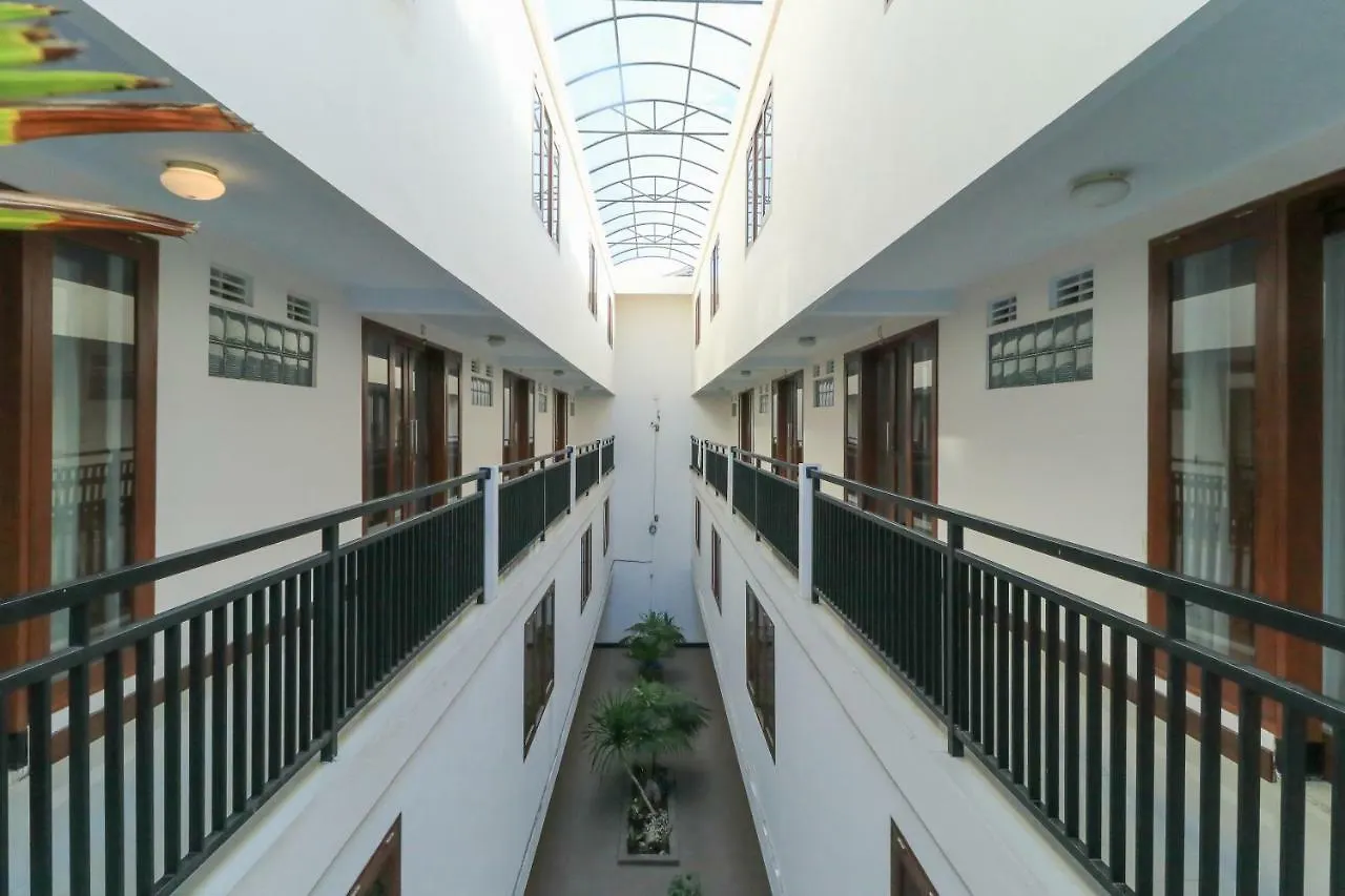 Legian Village Residence Seminyak  Seminyak (Bali)